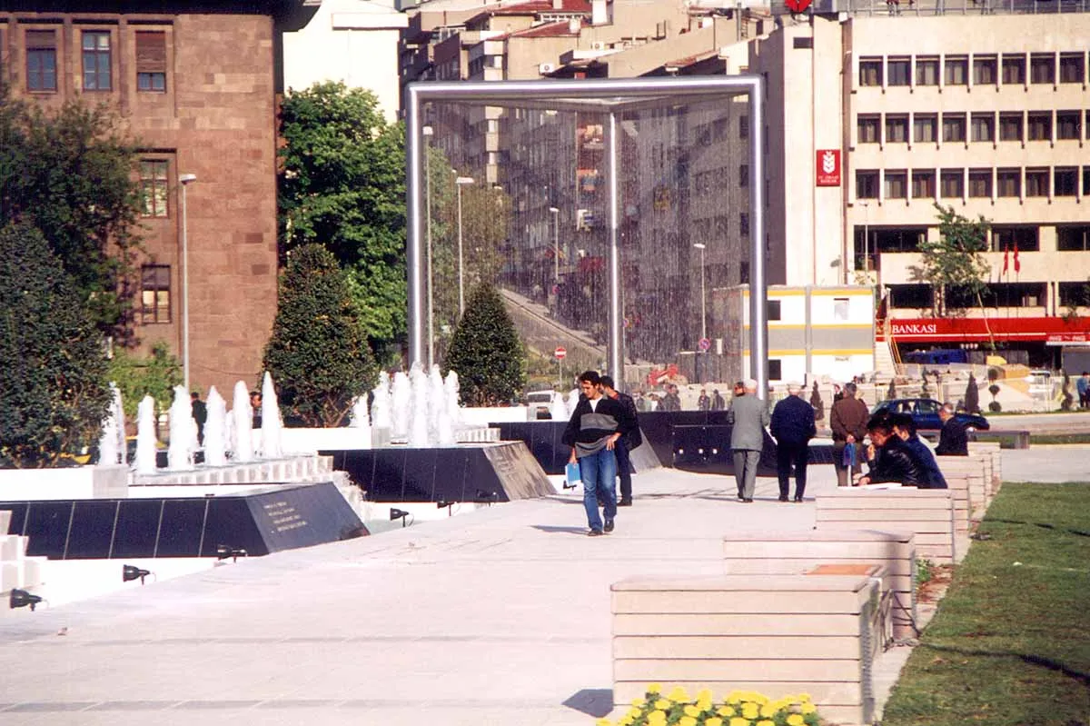Atatürk Square (Akay Junction) Monument and Square Design - 12