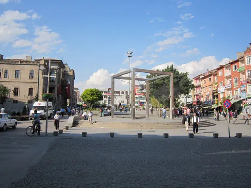 Aksaray City Square Multi-Storey Car Park and Commercial Centre - 11