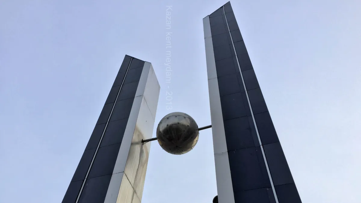 Kazan Town Entrance and Square - 2