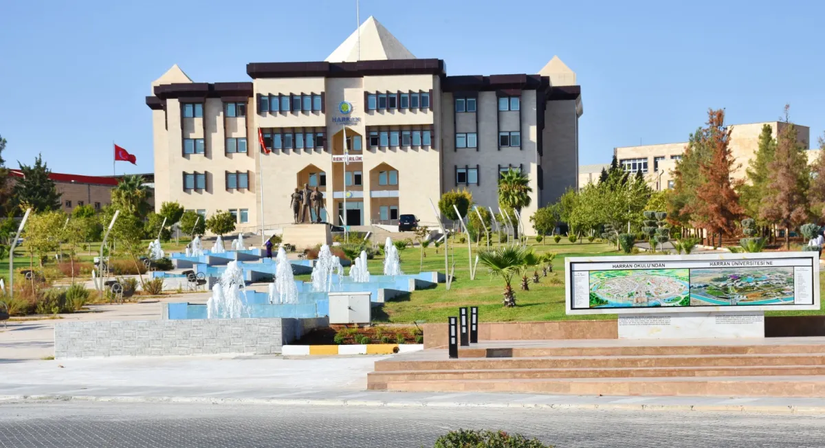 Harran Üniversitesi Yerleşkesi, Anıt, Rektörlük, Bisiklet Yolu, Spor Merkezi Düzenlemeleri - 3