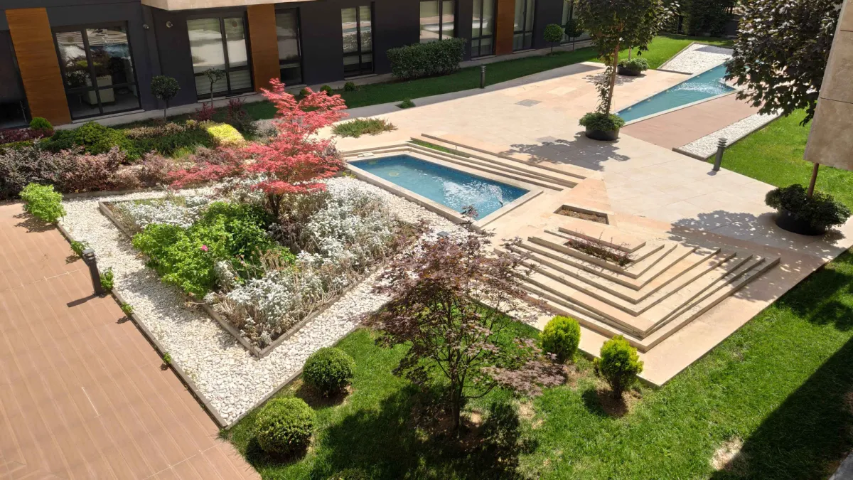 Elsa Glory Residence - 8